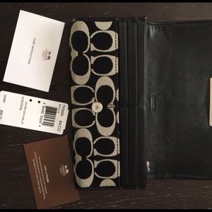 Coach wallet